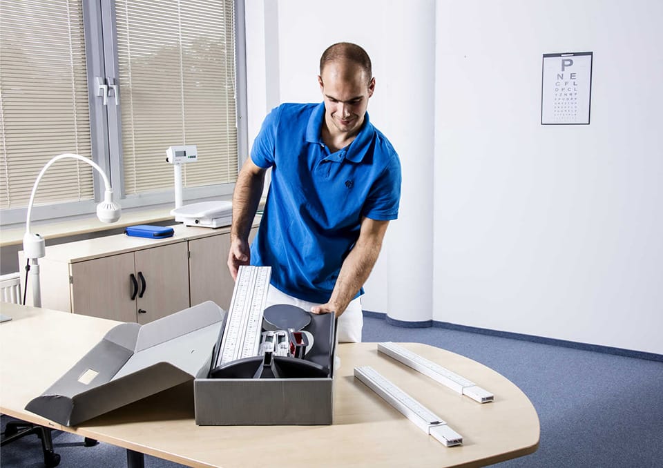 Przenośny mechaniczny wzrostomierz HM200P